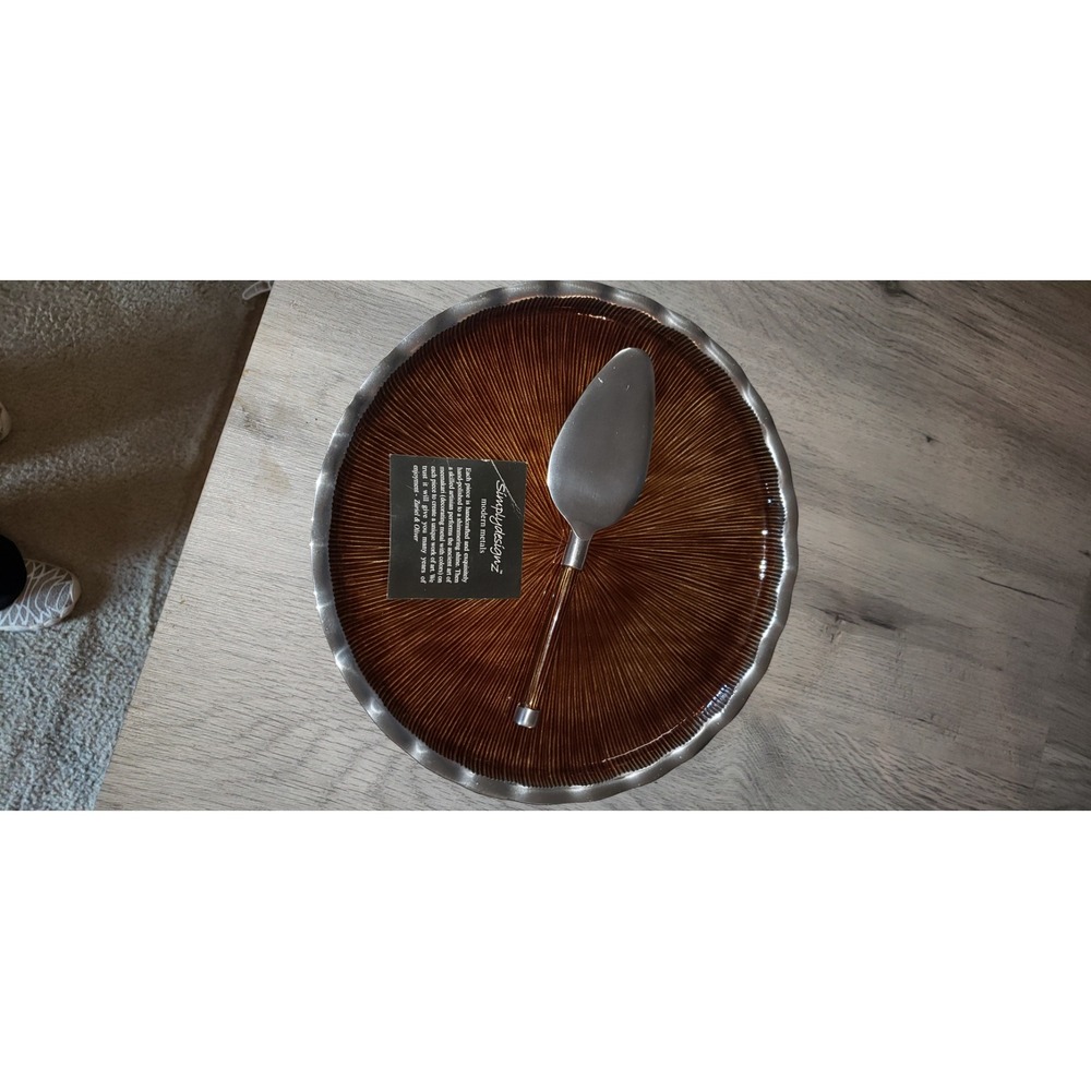 Simplydesignz Modern Metals 11 Fluted Cake Plate and Server Set Bronze Meenakari
